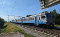 Проїзд у приміських поїздах подорожчав: де вже діють нові тарифи