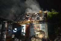 На Рівненщині в приватному господарстві загорілося три будівлі (ФОТО/ВІДЕО)