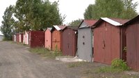 Чому радянські гаражі майже завжди були коричневими: Причина здивує