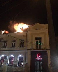 Правоохоронцям Рівного повідомили причину пожежі на вулиці Драгомонова 