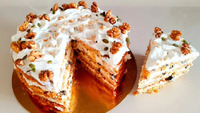 Гарбузовий торт із вершками: неймовірний десерт, який легко повторити (РЕЦЕПТ)