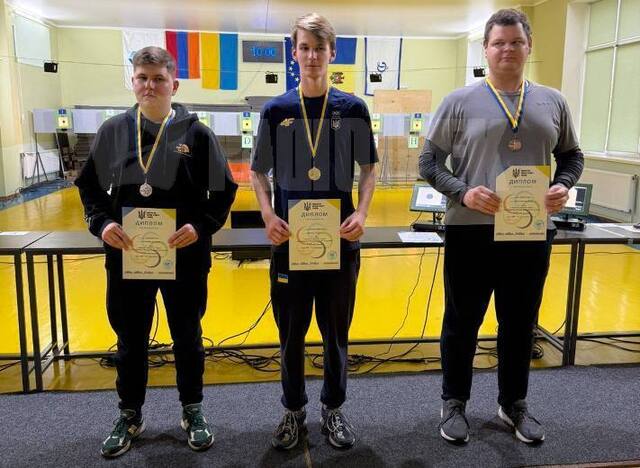 Максим Камінський