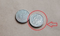 Українська монета з бракованим гетьманом продається за ціною квартири у Києві (ФОТО)