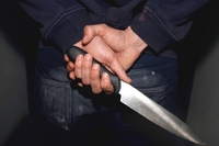 На Рівненщині ревнива жінка шпирнула подругу ножем 