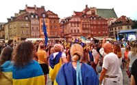 Скільки українців зараз у Польщі: влада почала звірку даних