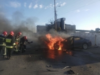 Як рятувальники гасили загоряння BMW на Білій у Рівному (ФОТО/ВІДЕО)