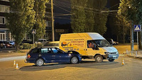 Нічна ДТП на Ювілейному у Рівному: BMW+мікроавтобус (ВІДЕО)