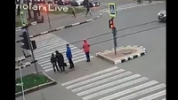 Кадри жахливої ДТП в Харкові потрапили в мережу: авто зносить людей на острівку безпеки (ФОТО/ВІДЕО)