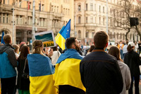 Кого змусять повернути гроші: у країнах ЄС почали перевірки виплат для українців