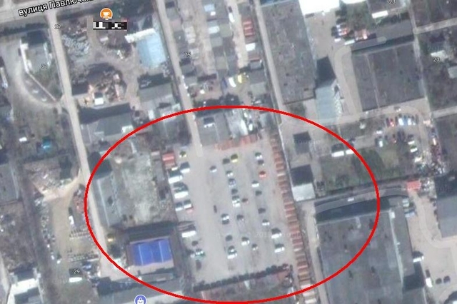 Парковка на Павлюченка. Скріншот з Google Maps