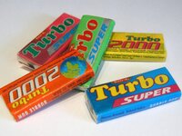 Діти 90-х можуть збагатитися: фантики від жуйок Turbo продають за шалені гроші