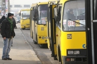 Таксистів і маршрутників, які порушували, покарали у Рівному (ВІДЕО)