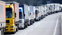 Польща анульовує 160 000 дозволів на в'їзд для українських вантажних перевезень