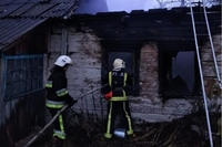 Тіло чоловіка знайшли у будинку після пожежі на Рівненщині (ФОТО)
