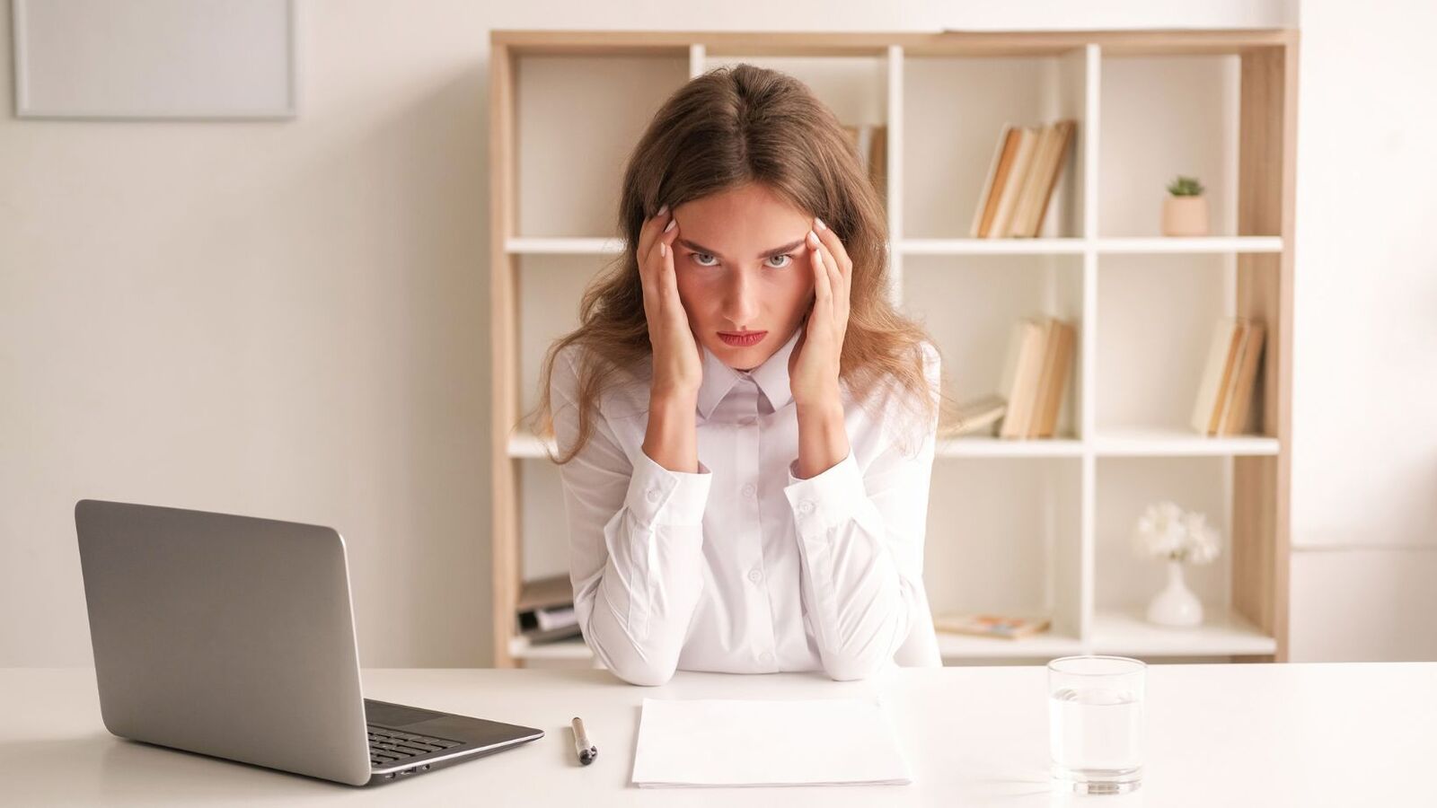 Низький емоційний інтелект: Як розпізнати людину