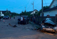 Покинув помирати: На Рівненщині п’яний водій розтрощив таксі і втік з місця ДТП (ВІДЕО)