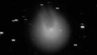 До Землі на шаленій швидкості мчить 30-кілометрова «Диявольська комета» (ФОТО)