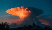 «Ядерні» хмари налякали киян: «невже Чорнобиль?» (ФОТО)