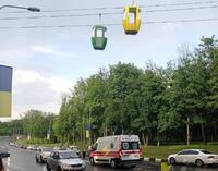 Підліток випав з кабіни канатної дороги у Харкові й потрапив під авто