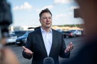 Чому вартість Tesla перетнула трильйон доларів?