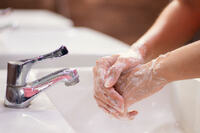 Не 5 і навіть не 10: Скільки разів на день потрібно мити руки