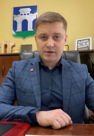 Міський голова Олександр Третяк під час прямої трансліції у фейсбуці.