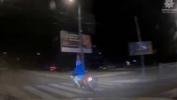 У Рівному 17-річний мотоцикліст п’яним тікав від патрульних: чим усе закінчилося (ВІДЕО)