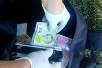 Рівнянка, яка продала у Рівному наркотики, взяла мічені гроші (ФОТО)