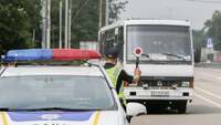 Поліція зупиняла всі автобуси, які вчора їхали з Вараша на Рівне