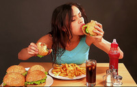 Їжа, яка щодня «забиває» судини й провокує високий холестерин