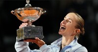 «СЛАВА УКРАЇНІ!»: як Еліна Світоліна подякувала всім після перемоги у Римі (ВІДЕО)