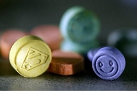 Шоколадний батончик з героїном і «дизайнерські» наркотики: нові загрози перед молоддю 