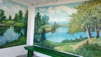 «Як виставка картин», - на Рівненщині художник розмалював зупинку (ФОТО)
