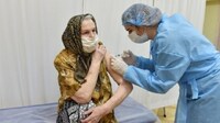 На 70% зросла кількість хворих: де вакцинуватися проти коронавірусу на Рівненщині 