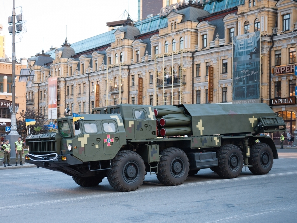 Ракетний комплекс "Вільха" в центрі Києва