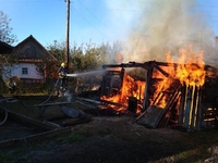 Через загоряння дровітні у Костополі мало не згорів будинок (ФОТО)