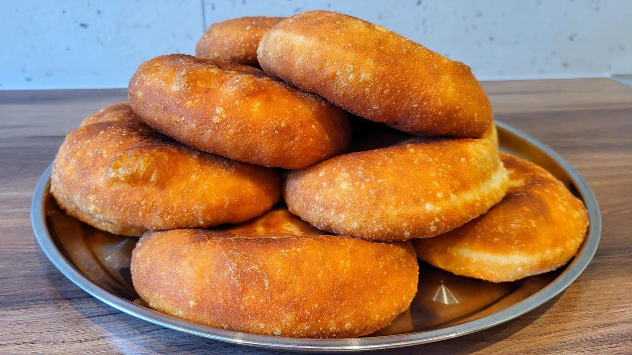 Сусідка Оля з села навчила готувати справжні біляші з м’ясом: рецепт має 2 секрети та 1 хитрість 