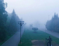 Перший травневий туман огорнув Рівне (ФОТО)