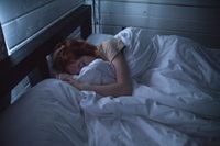 5 слів, які не можна говорити перед сном, щоб не притягнути нещастя: народні прикмети