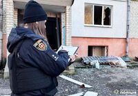 Вибиті вікна були й на проспекті Миру: як у Рівному ліквідовують наслідки вибухів 