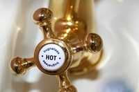 То чи з'явиться у рівнян у квартирах гаряча вода?