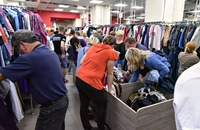 П’ять речей із секонд-хенду, які, за прикметами, притягують нещастя