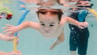 Від 2 тижнів до 15 років: «Н2О» та «АкваРай» у м. Рівне оголосили про набір дітей на плавання (ФОТО)