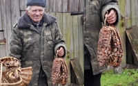 Ремесло діда Йосипа: майстер із Сарненщини понад 70 років плете постоли (ФОТО)