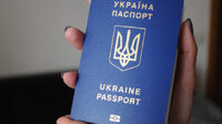 Закордонний паспорт робитимуть за добу. Але тільки для однієї категорії громадян