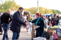 Десятки фермерів, тисячі покупців: Юрій Вознюк організував у Рівному «Осінній ярмарок-2020» (ФОТОРЕПОРТАЖ)