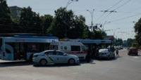 У Києві за кермом помер водій тролейбуса