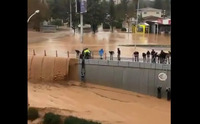 Після руйнівного землетрусу Туреччину накрили потужні опади. Є загиблі (ВІДЕО)