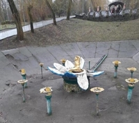 «Дюймовочка» в парку Шевченка м.Рівне — нікому не потрібна?