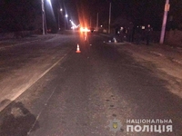 Загинув на місці: на Рівненщині збили пішохода (ФОТО)